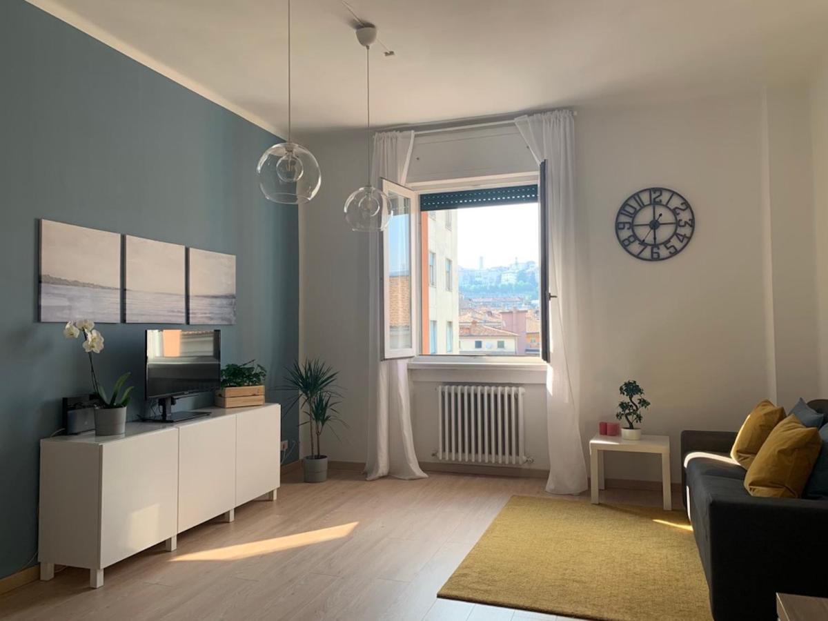 Camozzi Central Apartment Bergamo Exterior foto